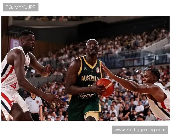 里斯场均14分12篮板数据背后：个人能力与团队成绩脱节