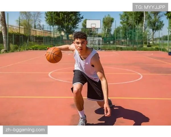 特写：一位篮球数据分析师的工作日常，如何量化“攻守平衡”